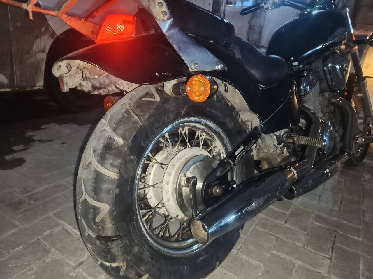 سلام عليكم هوندا ستد 400 cc  للبيع ادخل للمنشور وتعرف كافة التفاصيل حته السعر ذاكره بالفديو سعره 1500 هذا رقمي خابرني ودلل *********** مكاني بغداد
