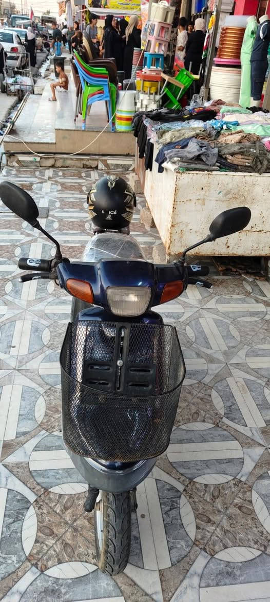 للبيع ماطور بوتين كهربائيات كلها شغال سلف هورن لايت ايشاير مكينه شرط ما مفتوحه وشاصي هم شرط  طخم تايرات جدد.انطيك الماطور كلو شرط  وبي ن🤍.***********,,؟؟،***********

