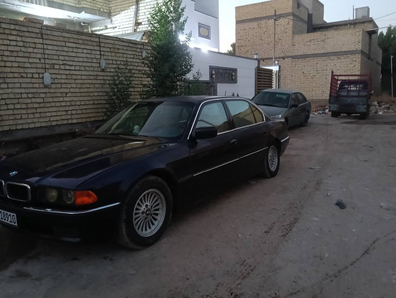 سلام عليكم
BMWe38

اصل 750درع بيها مكينه 40 كير تمساح محرك مع كير جيد جدا منظومه تبريد لك جديدة حساس عدد 8لايت عدد 4 زنون اصلي 200الف شادها غرفه جديدة تخم تاير بصمه عدد 2 صدر امامي خلفي جديد السيارة متعوب عليها كلش جاهزة من كلشي شغلات بسيطه نقص بيها باتري جديد 100 امبير شاشه رقم دولي بسمي لغايه 2030دبل جام اوتو السيارة يحتاجلها صبغ عظمتها كلش حلوةالسعر المطلوب 68$


**إذا كنت صاحب هذا الإعلان وتريد حذفه لأي سبب، رجاءا أرسل رسالة إلى الدعم الفني**