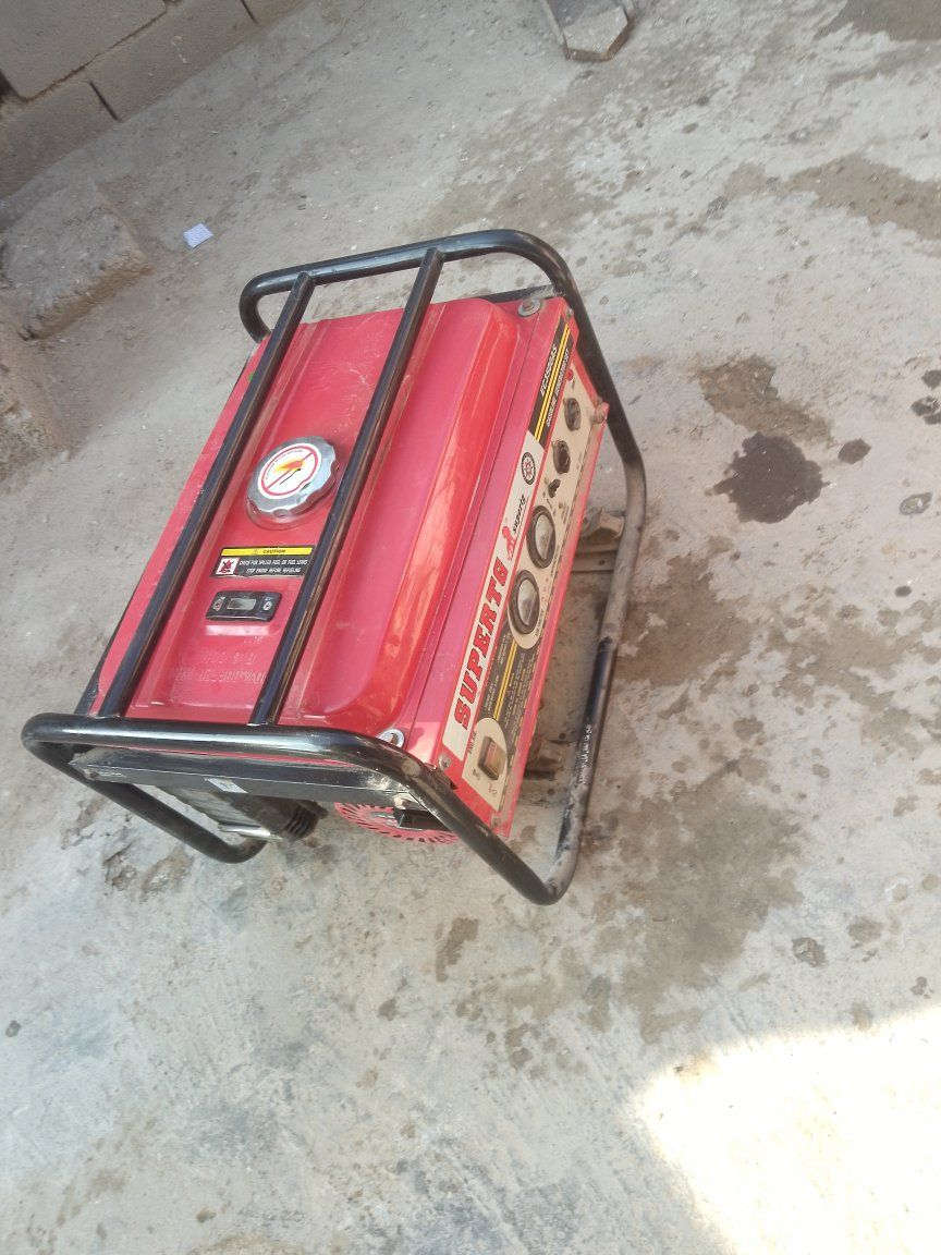 اغراض للبيع كل من و سعره مجمع حطين مقابيل المنتزه ***********
