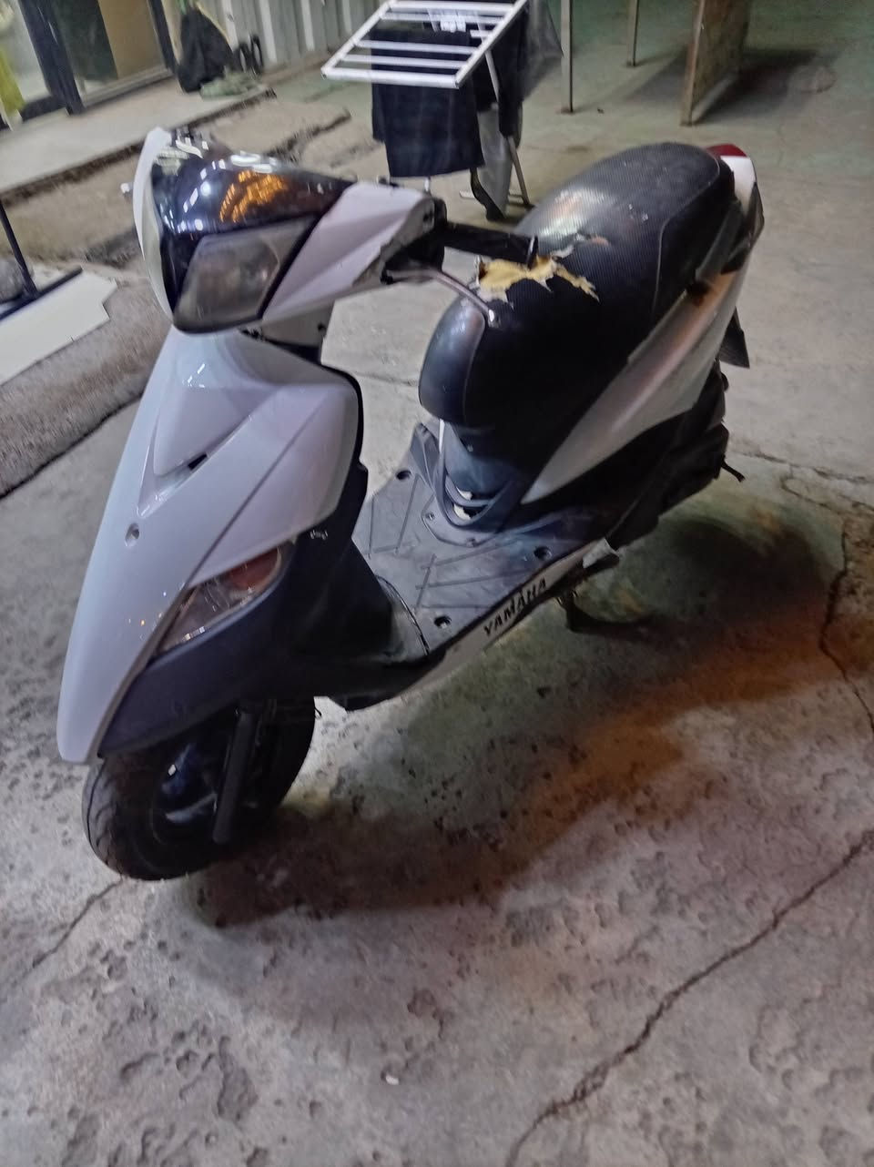 سلام عليكم ثعلب للبيع شغاله سلف هندر كهربايات مكينه خير من الله خرسه مكاني الامين سعره 400 وبيه مجال***********
