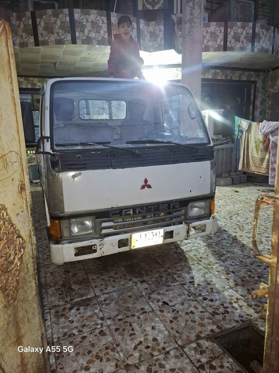 السلام عليكم
للبيع كنتر موديل ٩٢ ١طن  رقم نجف مشروع وطني شرط التحويل لاصبغ ولا ضربه سيارة بلاديه سعر مناسب عنوان بعداد *********** بي واتساب
