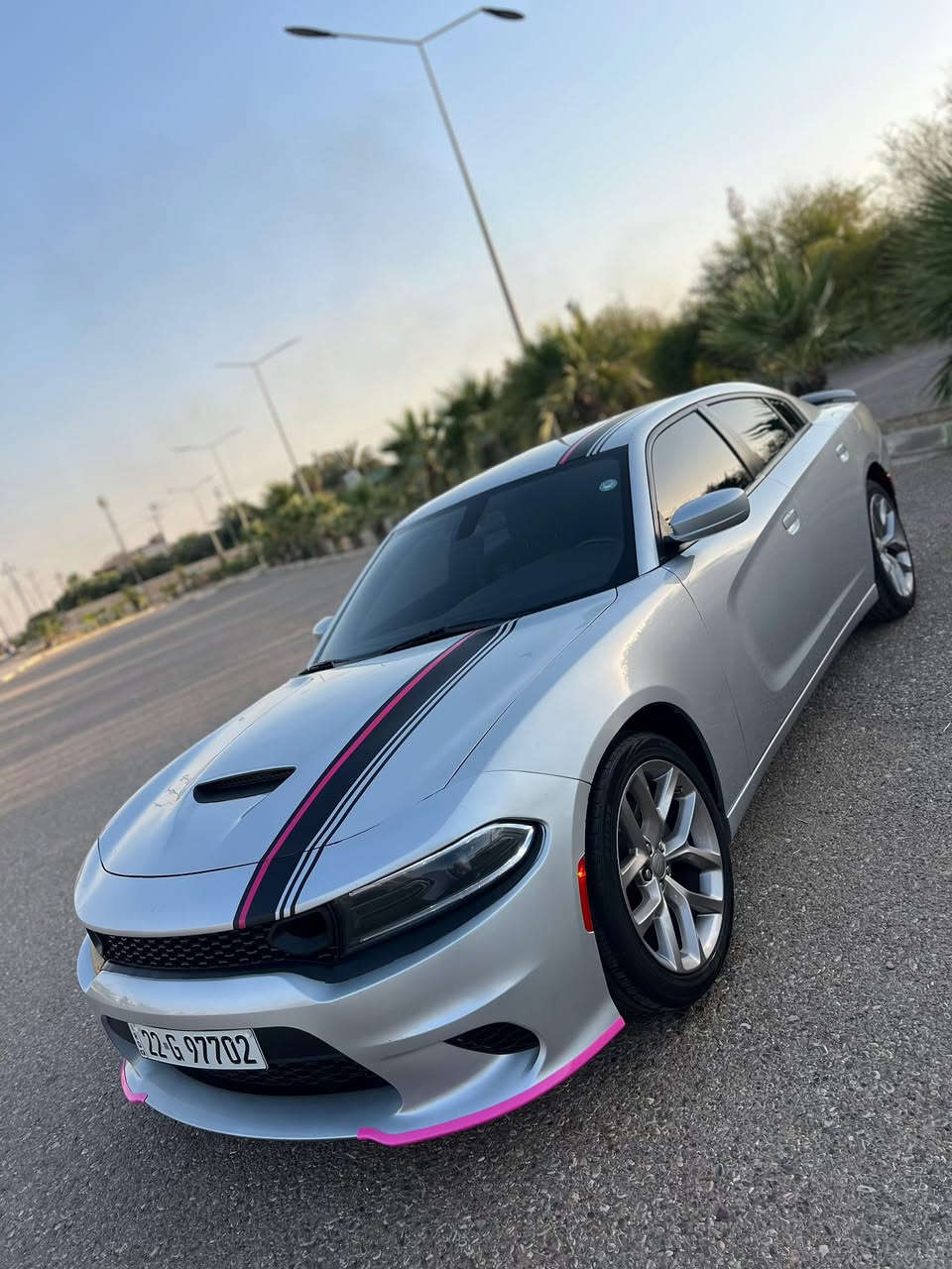 دوج جارجر SXT موديل 2022. 
جديده عل وضع شركه بدون ملاحضات
مواصفات تشغيل ع بعد
رادارات جانبية 
كامره دواره
حساسات خلفية
كشنات حضن+كهرباء+ تدفئه
نظام صوت Alpine
تخم تايرات جديد انتاج 2026
صدر امامي وخلفي جديد شرط
سيارة بيها بونيد صبغ فقط بدون دواخل بدون ايرباك
  نسبة تضليل ٨٠‎%
رقم اريبل هزه سنويه كلها جديد وباسمي
سعر 228بيها مجال بسيط
مكان كركوك  ***********
