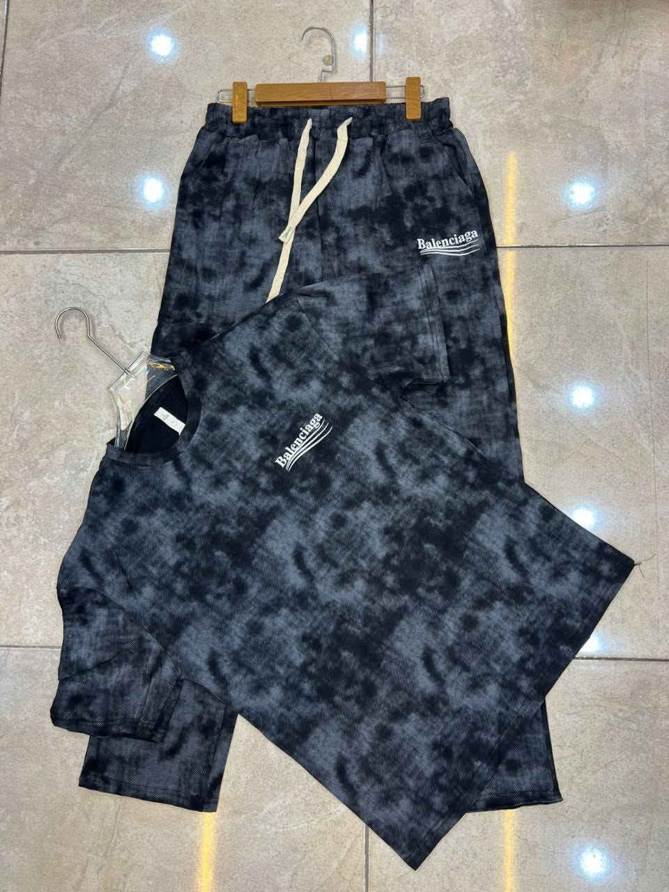 جديد✅ تراك رجالي صيني مغسول طول البجامه 100
قياس M L XL XXL
السيري 4 قطع

القطعه ب14 الا ربع 

الدرزن 12 قطعه ب165 الف


**إذا كنت صاحب هذا الإعلان وتريد حذفه لأي سبب، رجاءا أرسل رسالة إلى الدعم الفني**