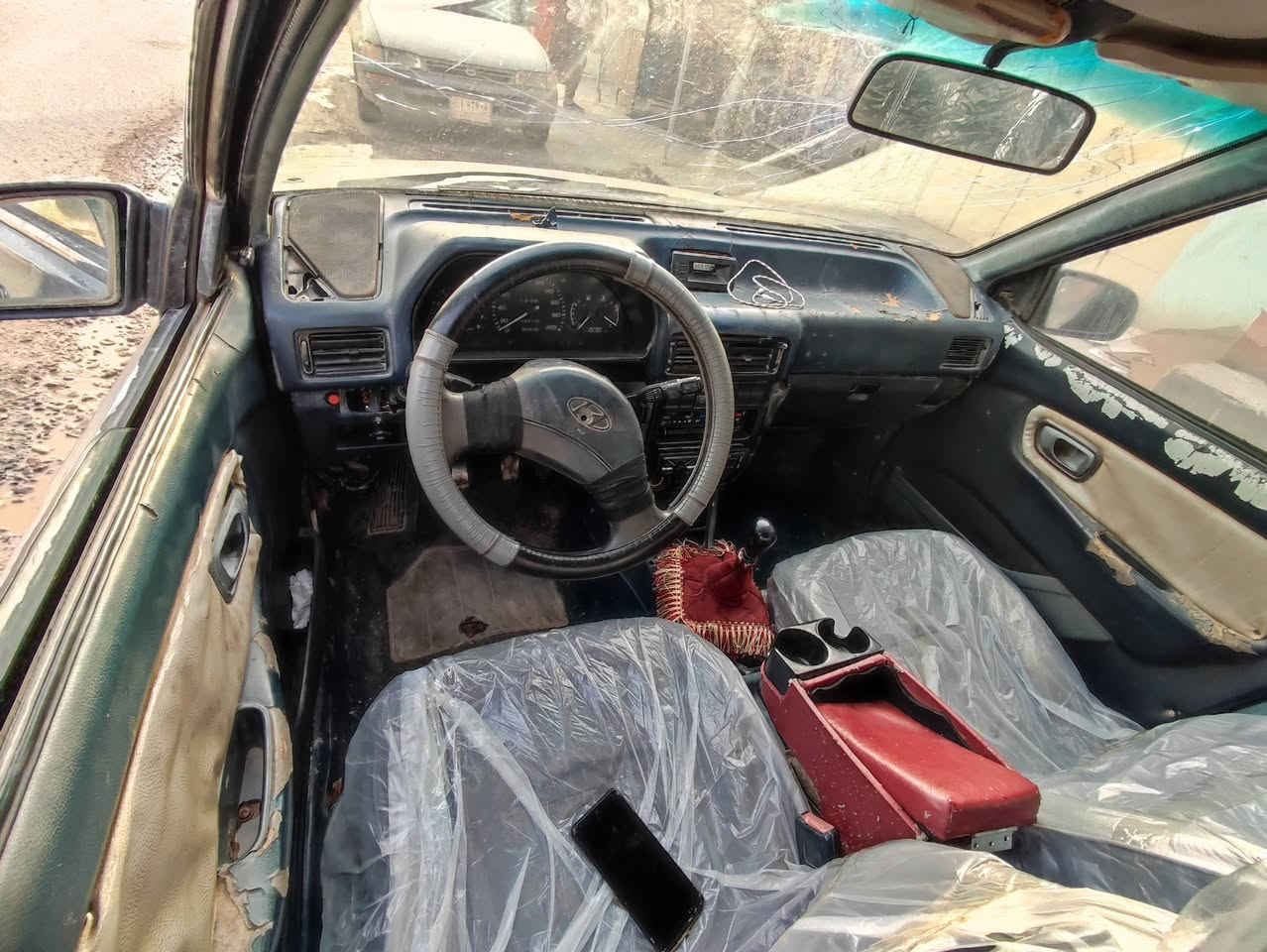 السلام عليكم هونداي اكسيل محرك وكير شرط سياره نضيفه صدر ورا جدام جدد تواير جدد داخل جديد دوشمه لايت عالي ناصي اشاير تدفئ شغاله مسجله رقم ديالئ الماني باقيه ع استلام لوحات سنويه عضم منتهيه ب 2024راعيه ماندلو سعر 12وبيه مجال مراوس شعندك نزل ***********
