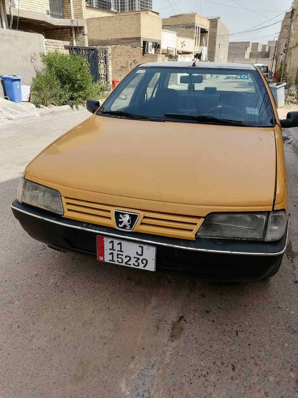 سلام عليكم
بيجو روى سياره موديل 2008سياره خير من الله هزه جديده رقم نكليزي سنويه جديده بسمي الحد 2031سياره كامله تبريد شغال بيه ملاحضات بسيطه مكينه وكير كاملات حماوه ماكو سياره من ايدك للشارع 

سعره 26ورقه وبيه مجال مكان سياره بغداد زعفرانيه 

رقم تليفون ***********بي واتساب
