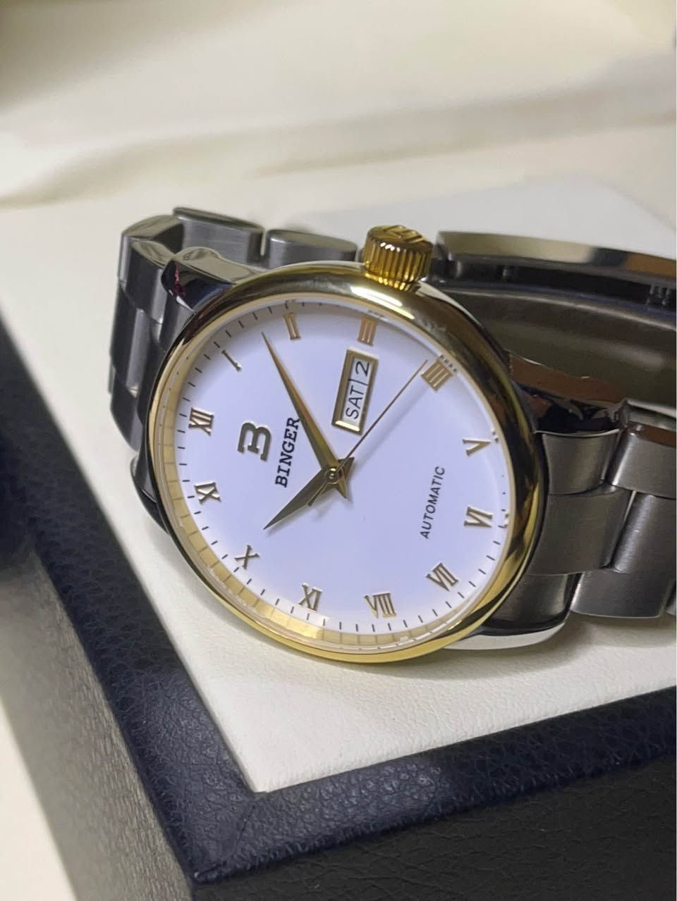 ساعة بنكر براند اوربي مكينة ياباني اوتوماتيك كشف
الساعة مختومة ضهر ومكينة وقفل
ضد الماء
جامة زفير ضد الخدش
ستنالس ستيل حقيقي
مع علبة الوكاله 
قطعه كلش حلوه ومميزه
القطر 38 ملم
السعر ٦٠ الف بغداد, العراق


**إذا كنت صاحب هذا الإعلان وتريد حذفه لأي سبب، رجاءا أرسل رسالة إلى الدعم الفني**