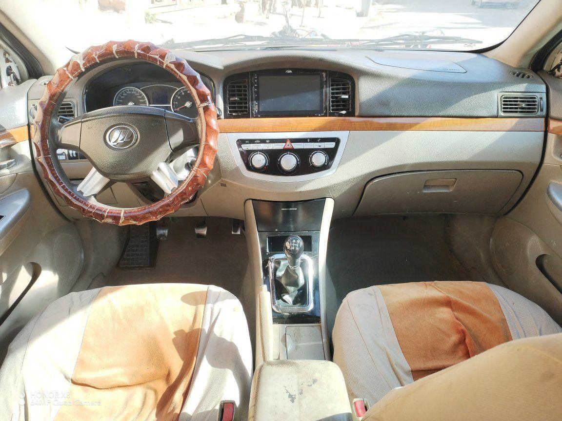 السلام عليكم
ليفان ٦٢٠ موديل ٢٠١٢ رقم بابل السنوية لل٢٠٢٨ بإسمي مشروع وطني
مكينة حاوية ياباني مبدلها قبل ٦ اشهر
حدادية أمامي جديدة والخلفية بحالة جيدة
بيها بعض المكانات رش صبغ فقط
الكهربائيات كلها شغالة
الدواخل بحالة جيدة
السعر ٤٥ ورقة وبيها مجال قليل كربلاء, العراق


**إذا كنت صاحب هذا الإعلان وتريد حذفه لأي سبب، رجاءا أرسل رسالة إلى الدعم الفني**