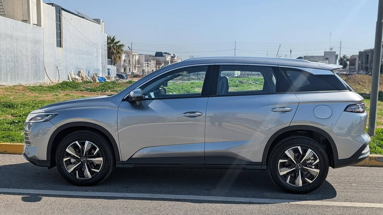 BYD Sealion 05 DM-i 115km

بۆ زانینی نرخ 
لایکی پەیج بکە و کۆمێت بکە نرخت پێدەگات 

سفر کیلۆمەتر
کوشن کارەبایی
سەقف پانۆرامە
ناو لید
ڕادار
کامێرە 360
 خەتی جادە
سفرە 
چەندین ماسەفاتی تر.

سەیارەکە لە هەولێرە 

ژمارەی خاوەنی 
***********
______________________

BYD Sealion 05 DM-i 115km

لمعرفة السعر
لايك للصفحة وعلّق ويوصلك السعر

صفر كيلومتر
كوشن كهربائي
سقف بانوراما
داخلية ليد
رادار
كاميرا 360
حساس خط الطريق
صفر وارد
ومواصفات هواي غيرها

السيارة موجودة في أربيل

رقم المالك:
***********
