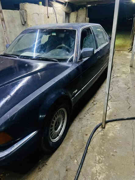 سلام عليكم  بيم ٩١ سياره جاهزه بيه نواقص جدا بسيطه سنويه ساقطه تفاصيل *********** السعر 35 حجم ٧٣٥
