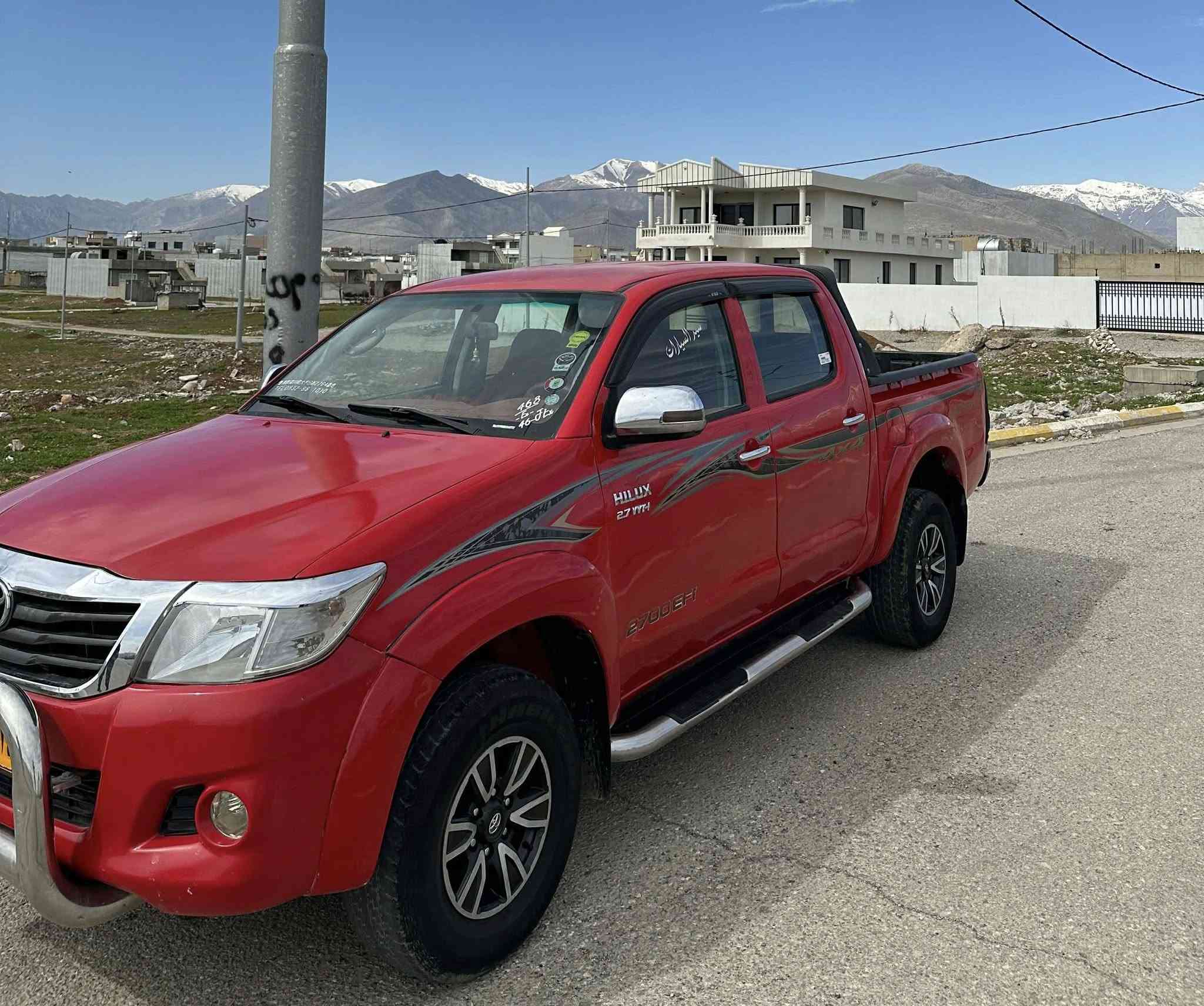 تویتا مەرزییە ساغ مۆدیل ٢٠١٤
مەسرەفی تیانیە هەموو گیانی بەشەرت
سەیارەکە بەحزام دەفرۆشم
گيڕ مەکینە ئەکسل کارەبای بەشەرت کامل مەزبوتە 
دەعم لێدران بڕاوە وەرگەڕان بەشەرت
ڕەقەم شانسی بەشەرت ئەوەلیاتی هەیە
بەشەرتی ئەوەی کيشەی مەدەنی نەبێت
هەموو کوردستانی پێبگەڕێ بە کەیفی خۆت
نرخی خوار بازار ١١٨ گەڵاو معاملە
بۆزانیاری زیاتر پەیوەندی بە خاوەنەکەی بکەن
***********
***********
