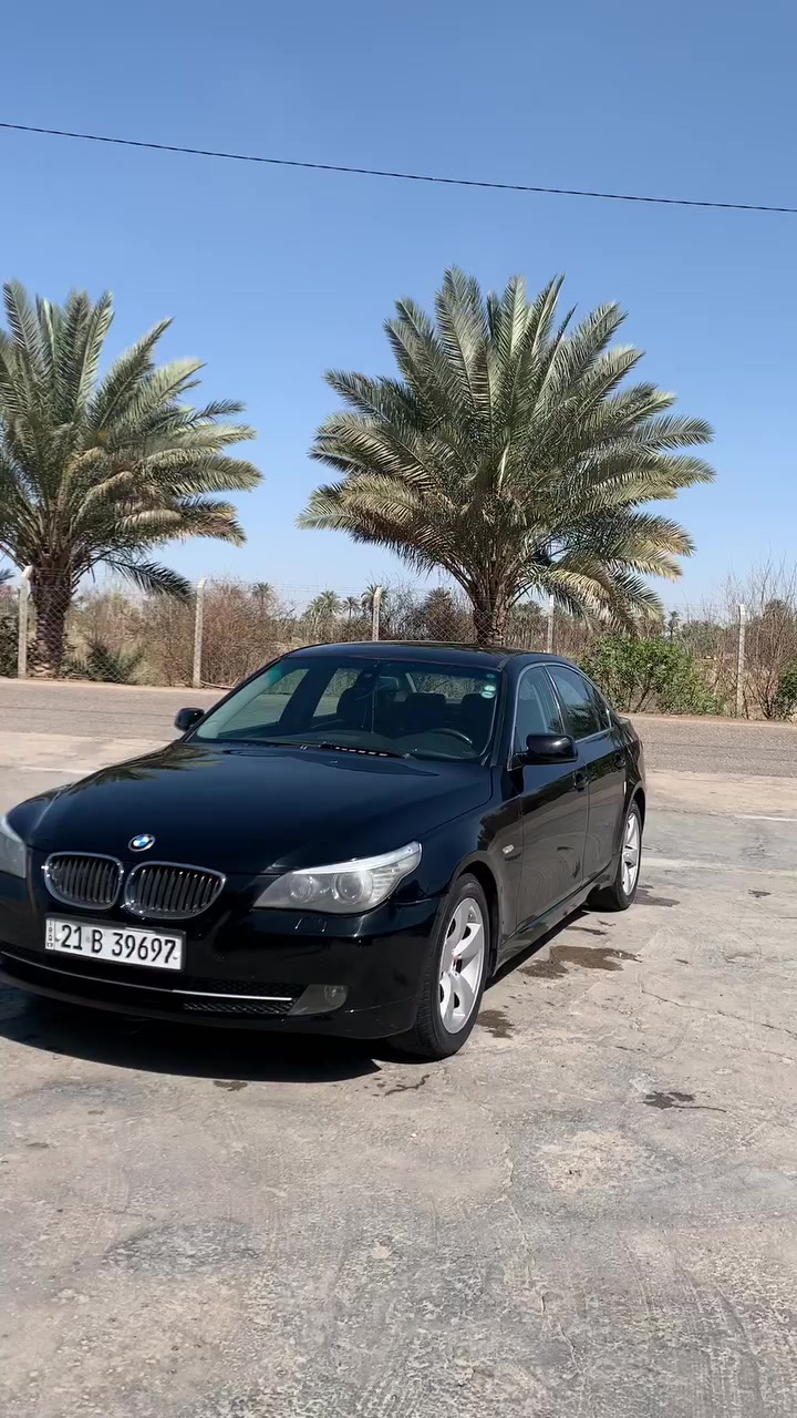 سلام عليكم BMW/e60 
موديل 2009 بدون حادث 
مصبوغة عام صبغة درجة اولى على ايدي
نوزل قصير مكينة 530.سيارة جديده معنى الكلمه 
سيارة جاهزه من كلشي حداديه تخم تاير 
تبريد سيارة فول مواصفات عدى الفتحة 
سعر 115.وبيها مجال 
***********
***********
