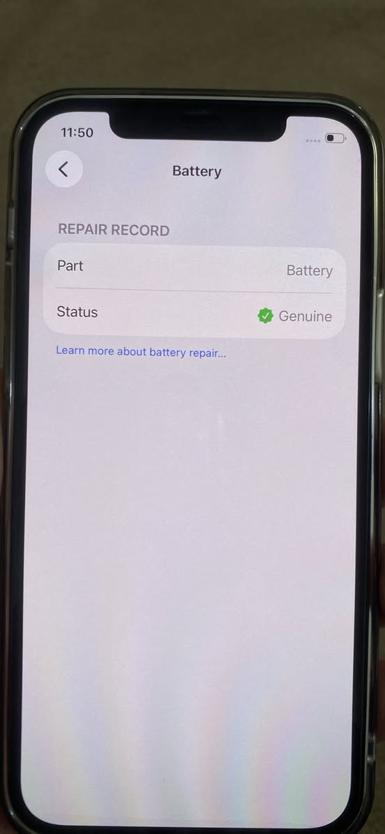 ئایفۆن ١٢دووکامێرە کامێرەو پاتری گۆڕاوە لەشەریکە موبایلەکە ٦٤ گێگای ١سیم ئسیمە پشتەکەی شکاوە پاتری ٨٤ باقی کێشەی نیە سحری ٢٦٠ هەزار و مەعمەلەیەکی برایانە شوێن هەولێر


**إذا كنت صاحب هذا الإعلان وتريد حذفه لأي سبب، رجاءا أرسل رسالة إلى الدعم الفني**