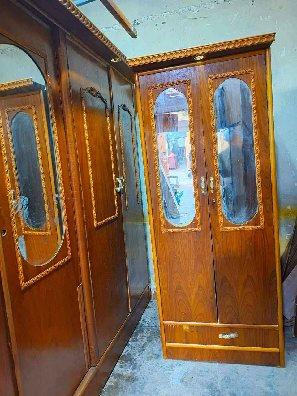 غرفة صاج عراقي مسرح
6 باب 
نظافة 70/💯 
السعر 550
طول 3 متر و50 
نقل وشد داخل بغداد 🚛 مجاني


**إذا كنت صاحب هذا الإعلان وتريد حذفه لأي سبب، رجاءا أرسل رسالة إلى الدعم الفني**