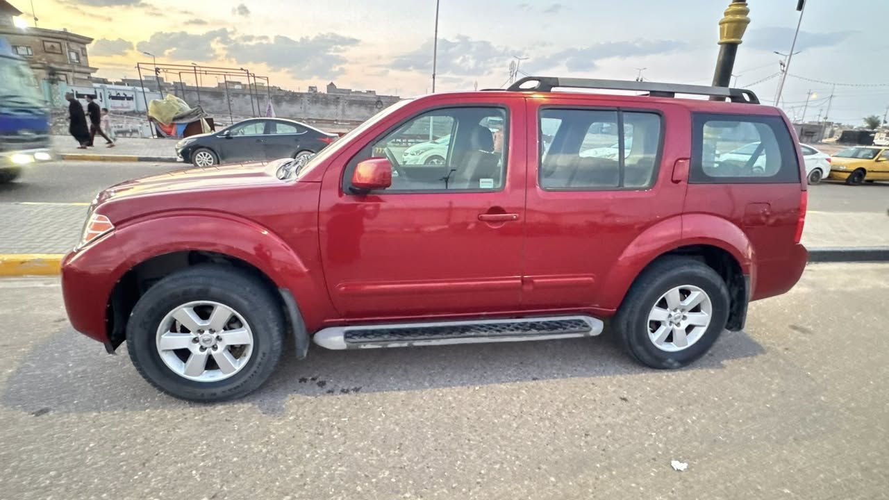 Nissan Pathfinder 2009
V6 4.0 L
وارد أمريكي كلين تايتل كفالة عامّة
داخل أسود مخمل
جاهزة من كل النواحي بدون أي نقص 
كل الكهربائيات والتحكّمات شغّالة  
125,000 KM ماشية
رقم بغداد ألماني مشروع وطني بإسمي
مكاني بالبصرة 
:للتواصل والإستفسار خاص او على الرقم 
***********
