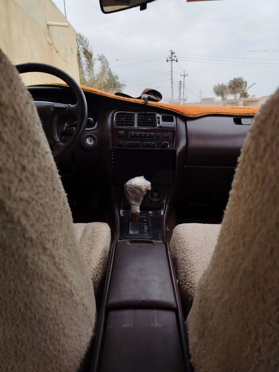 السلام عليكم 
مارك نفخ موديل 1994 رقم بصرة جاهزه للتحويل مكينه وكير 2500 نضيفات حداديه جديده مكفوله من الكص ونقل جثه والعيب الشرعي والضربه القويه تبريد جاهز كهربائيات كلها شغاله ولباقي شوف العين السعر 62 وبيها مجال لشراي المكان ذي قار قضاء الدوايه رجاء لمو شراي لا يدخل للاستفسار ***********
***********
