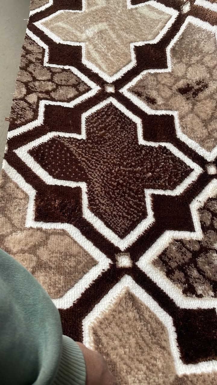 مجمع المجيد للمفروشات سوق جدعه الشارع العام تنزيلات قبل العيد ***********
