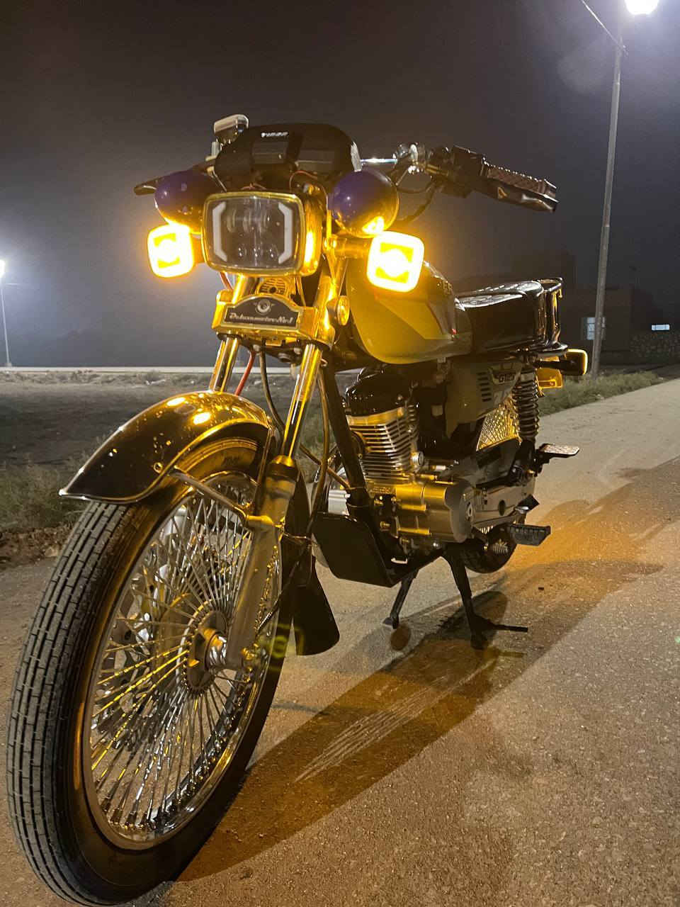 السلام عليكم شباب دراجه للبيع تايكر اسمنتي برطاني محرك غطاس دراجه تخبل جديده ما صارلها شهرين من طالعه من الوكيل وكيلها السلامي موديل ٢٠٢٥ اوراق الدراجه ما نقصها برغي سعرها ٧٧٥ قفل مكاني بابل طهمازيه الرقم *********** غير متواجد ع فيس
