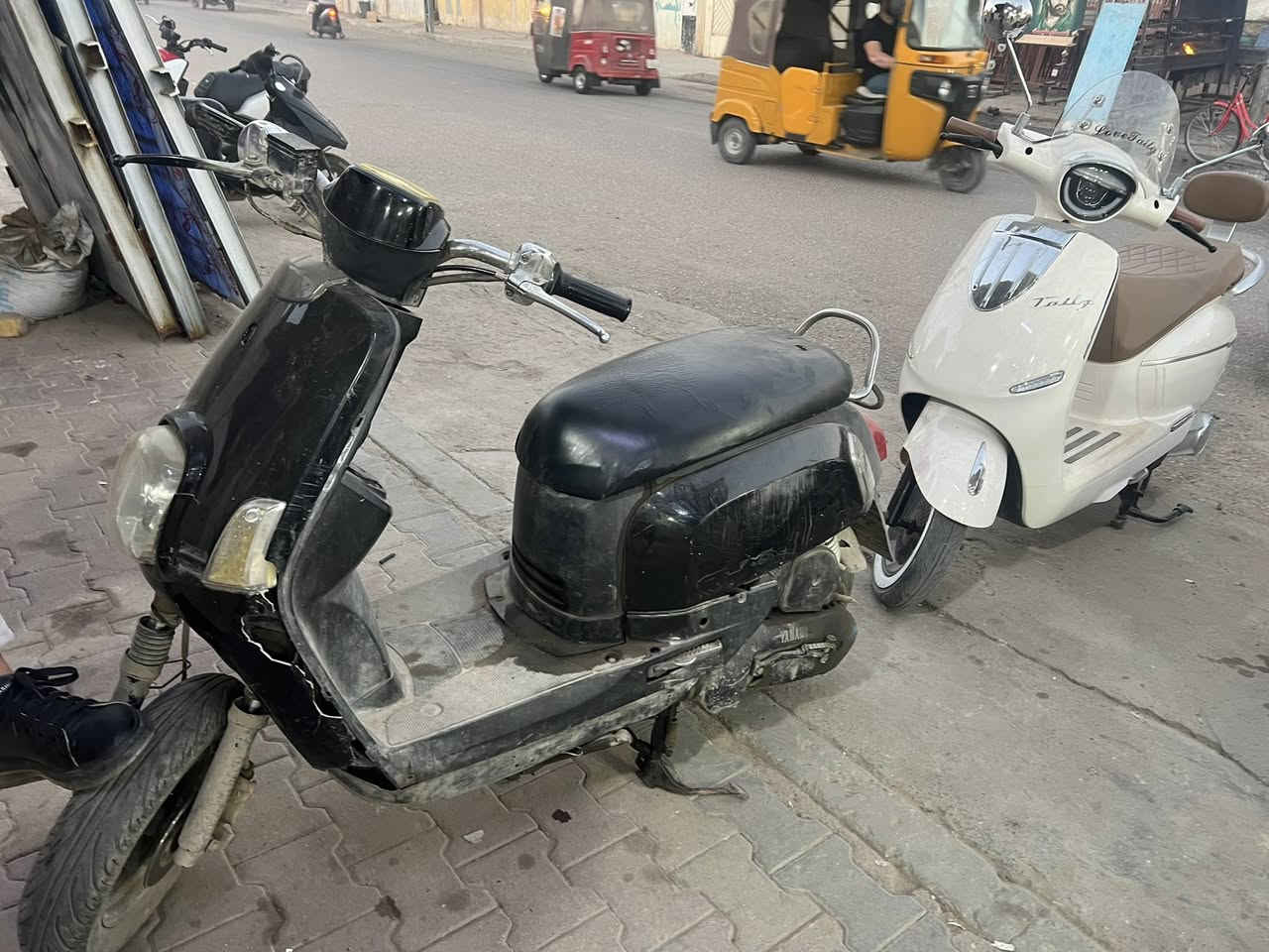 بوليسي للبيع مكينه كايمه بس تشتغل دراجه والقاعده مال دبل الوره مكسوره يرادلهه لحيم السعر 325وبيهه مجال


**إذا كنت صاحب هذا الإعلان وتريد حذفه لأي سبب، رجاءا أرسل رسالة إلى الدعم الفني**