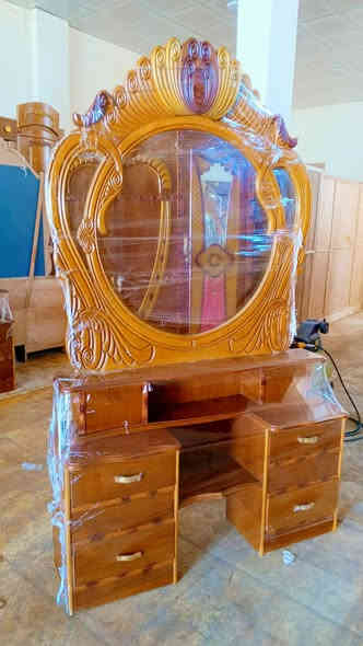 السلام عليكم ورحمه الله وبركاته..
غرفه صاج عراقي .. نظافه فوللللل 💯.. 6ابواب ملحق 📤.
بسعر 600الف.. 💯 
للاستفسار *********** أو مرسله خاص..
العنوان بعقوبة كاطون رازي شارع السادين مقابيل مدرسة سلوان وبجوار جامع مالك بن أنس
