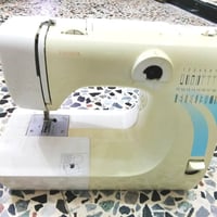 مكينتين خياطة • تطريز • نقص دواسه