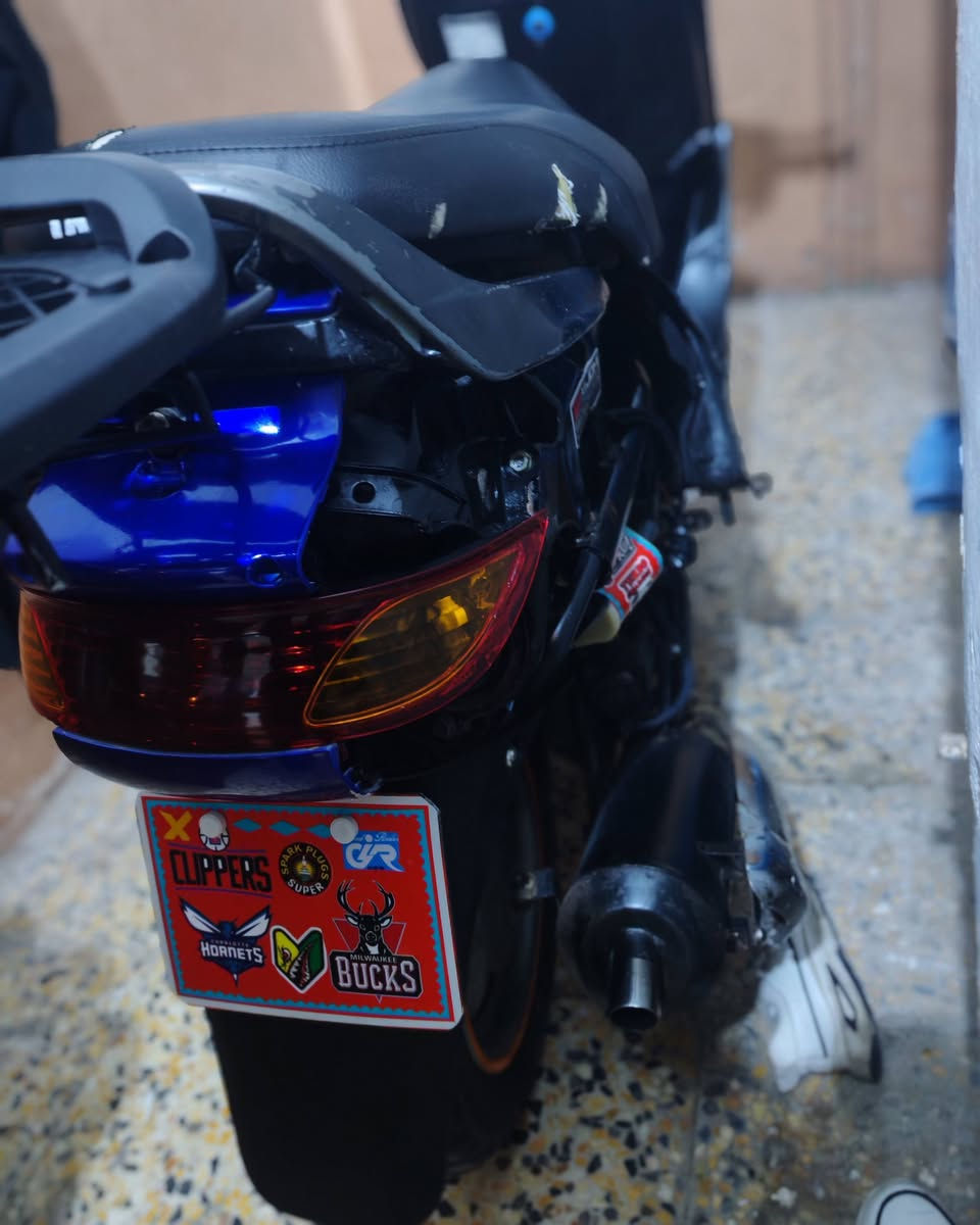 السلام عليكم شلونكم اخوان شلون صحتكم فراشه للبيع مكانتها فحل ماكس ما مفتوحه برغي الدراجه بلاديه كفراته موجوده لا مكسره شخطه ما بين الكفراته الدراجه كلها حاويه ما انا مكاني فيه النجف متوازي على بيعتك ماكينه فحل ماكس السعر 700 وبيها مجال


**إذا كنت صاحب هذا الإعلان وتريد حذفه لأي سبب، رجاءا أرسل رسالة إلى الدعم الفني**