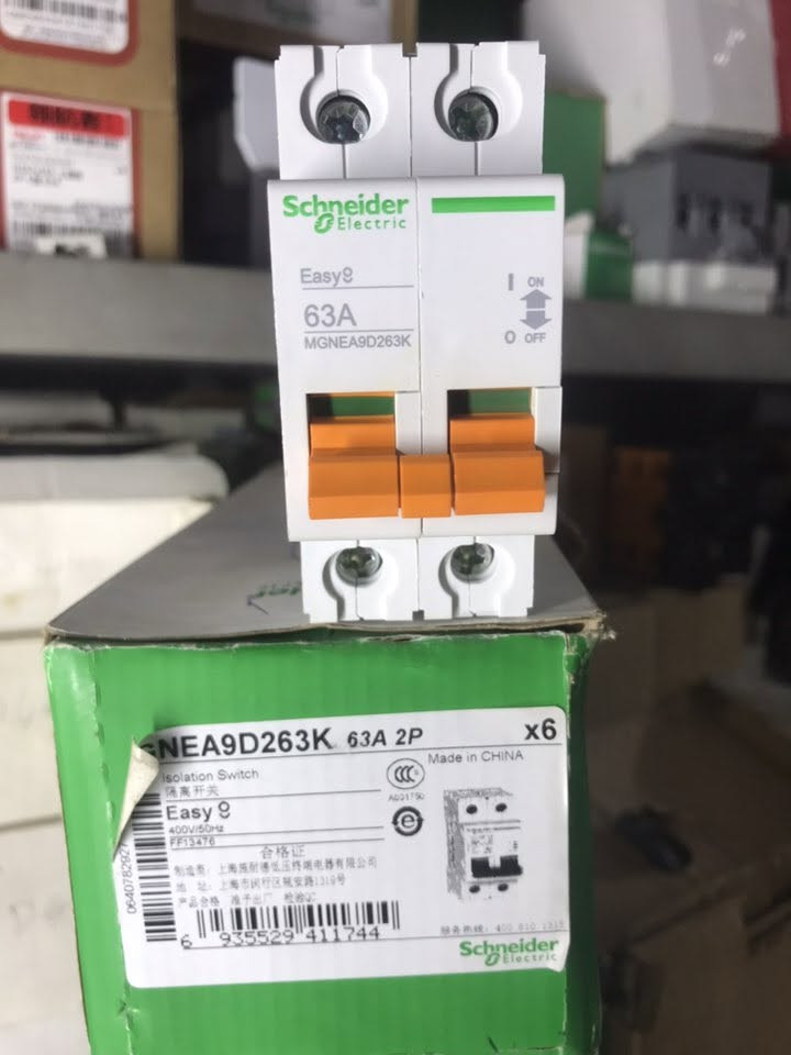 ⚡️ جاهز لأي توصيل كهربائي بأمان وثقة! ⚙️
متوفر لدينا جميع أنواع القواطع الأصلية من Schneider Electric – ABB - HYUNDAI– LS – CHINT وغيرها 🔋

✅ جودة مضمونة
✅ أسعار تنافسية
✅ متوفر جميع الأحجام والامبيرات
✅احادي-ثنائي-ثلاثي
متوفر جوزات  ايرث لكج 🔥
📍 معرض الشمعة لتجارة الكهربائيات
بغداد – كمب سارة، مجمع مأمون التجاري
📞 *********** للطلب والاستفسار 
أو مراسلة الصفحة 

💡 كل ما تحتاجه من تجهيزات كهربائية الأصلية تلكاه عدنا!
🚚توصيل جميع المحافظات
