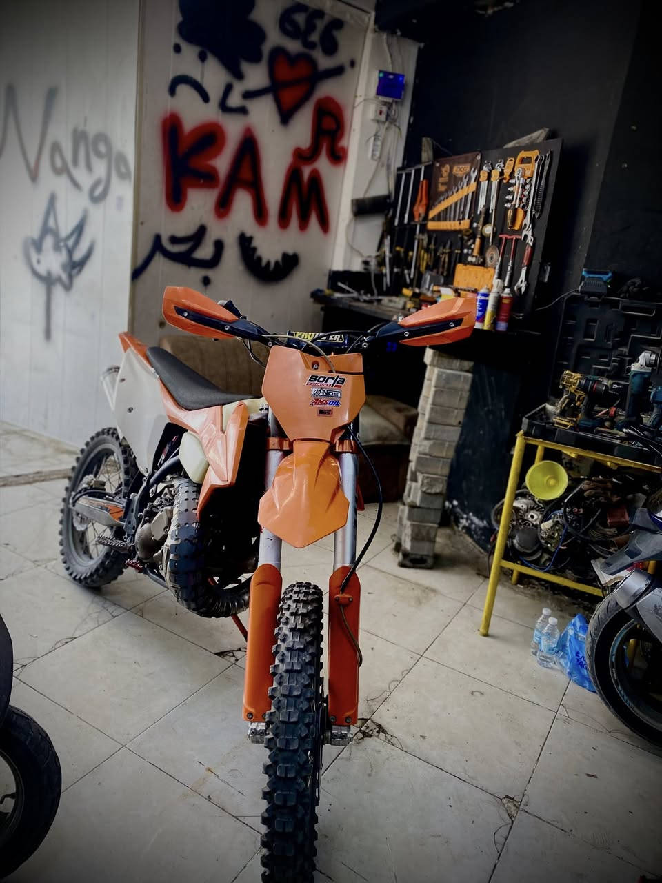 للبيع ***********
