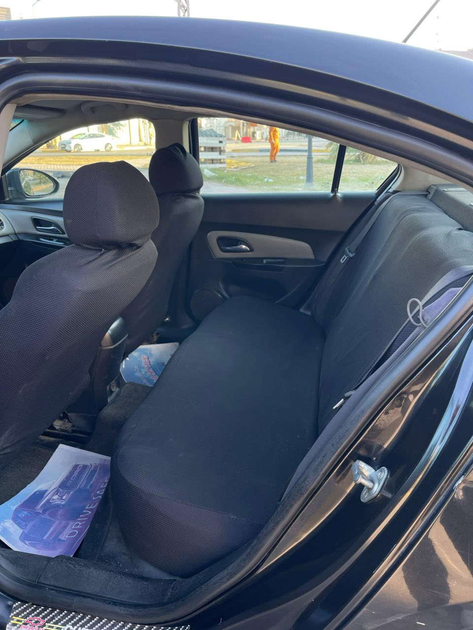 شوفر ليت كروز (كير عادي)
موديل 2013 
اسود 
كير عادي 
سياره حادثها باب سايق 
نقصها كمبريسر تبريد وحداديه 70‎%‎ 
السياره موجوده بالاعظمية سعرها 60 $
للاسفتسار فقط عن طريق الرقم 

***********
واتساب واتصال
