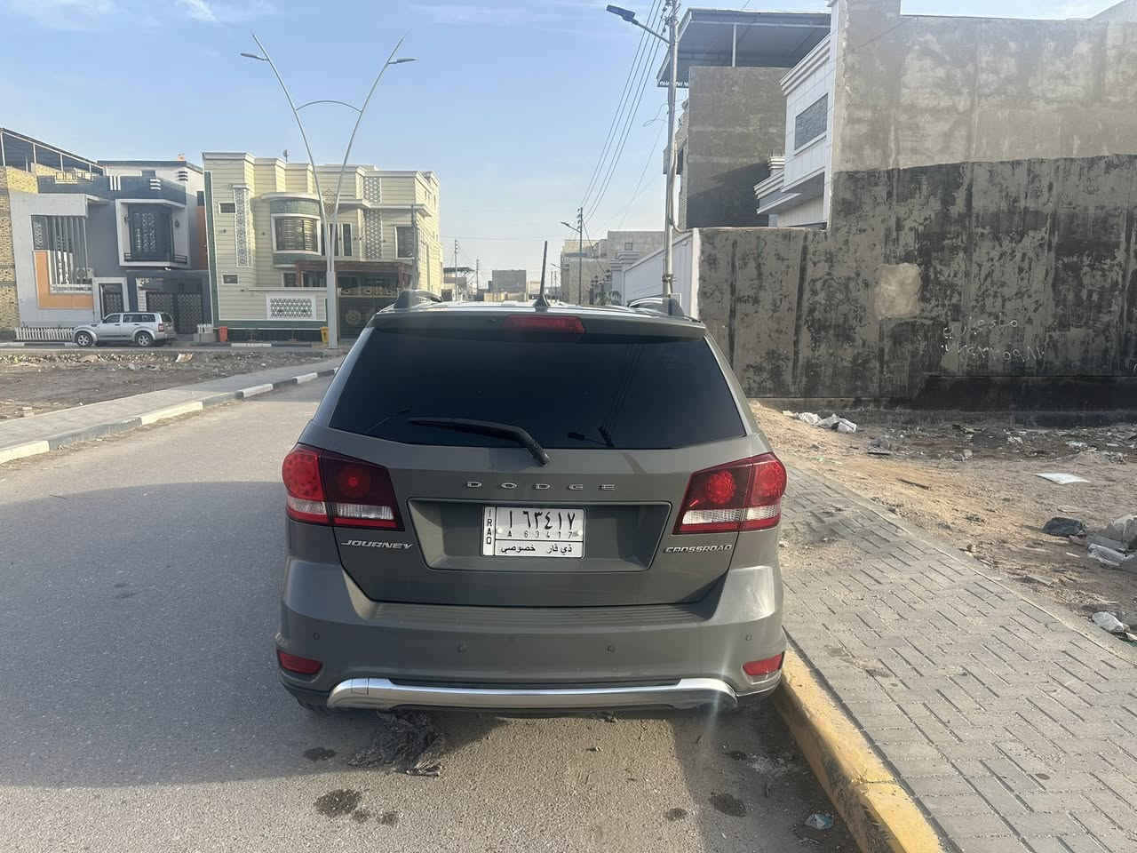 السلام عليكم
دوج جورني كروز 2019
اللون اسمنتي
السيارة مثل موضح بالصور حتى صورة التقرير موجوده بالمنشور وصور الحادث
السيارة فول مع فتحة سقف
اربعة سلندر
تبريد ٣ قطع
ماشية ١٤٩ الف كيلو متر 
٧ راكب
رقم ذي قار مشروع وطني تحويل ثاني يوم
السعر ١٤٧
مكان السيارة البصرة شط العرب
للاستفسار***********
او مراسلة الصفحة الماسنجر
