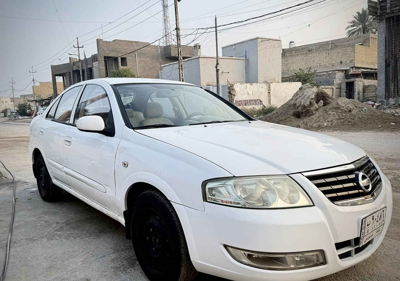 نيسان سني كوري 2009 رقم بغداد
بيه صبغ دور جاملغ خلفي فقط 
وشويه من الجاملغ الامامي 
مكاني بابل / الحله 
السعر / 92 وبيه مجال بسيط 
***********
