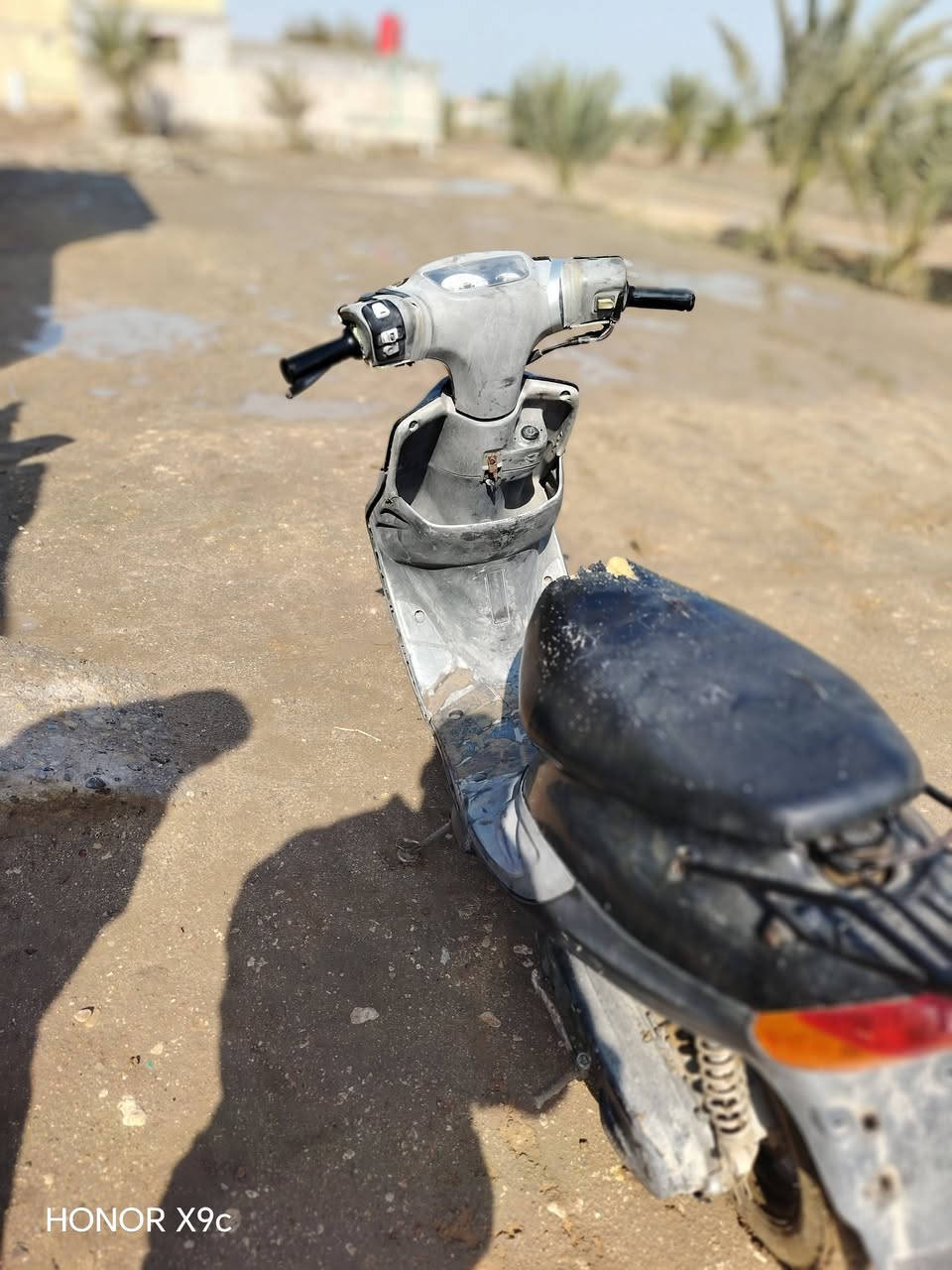 سلام عليكم دراجه بيجي البيع سعر  150 بيهة مجال  اتصل علئ هذا الرقم ***********
