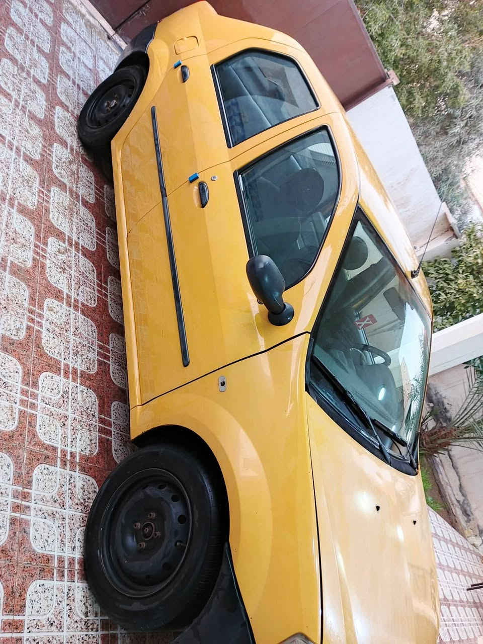 سلام عليكم...
رينو لوكان موديل 2014 للبيع..
كير محرك مكفول گشر بي طخات بسيطه. 
جامه اماميه وخلفيه مبدلهن جدد مابيهن لافطر ولا شخط تخم تاير مبدل جدد قبل شهر تقريبآ
دسكات باتري جدد 
كهربائيات كلها كاملة 
قايش تايمن كيس وقايش داينمو
ورولات ليوم بدلتهن قايش التايمن كيس بي ضمان سنه والتاريخ مكتوب علباكيت مالته.
صدر نضيف سياره جاهزه مابيها نقص 
رقم بغداد بأسمي تحويل ثاني يوم..السعر 55 وبيها مجال بسيط..العنوان بغداد /بسمايه/قرية 10  
للأستفسار *********** واتساب
