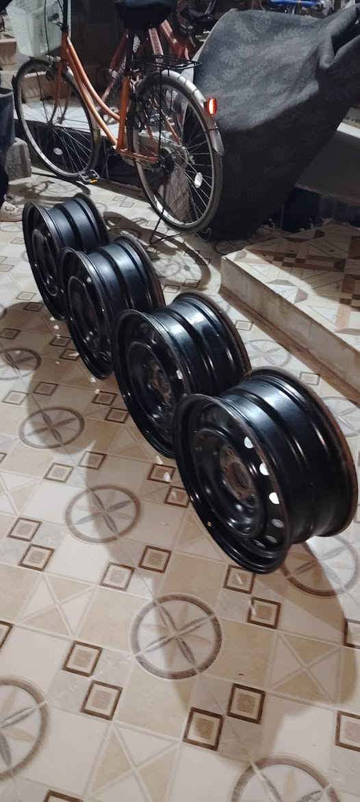 السلام عليكم عندي تخم ويل اسود عادي حجم ١٦ مال سوناته أوبتما للبيع قفلهن ١٠٠الشراي يتصل ***********او *********** عنواني ديالى بلدروز
