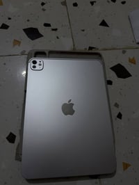 آيباد M5 • ٢٥٦ • قفل