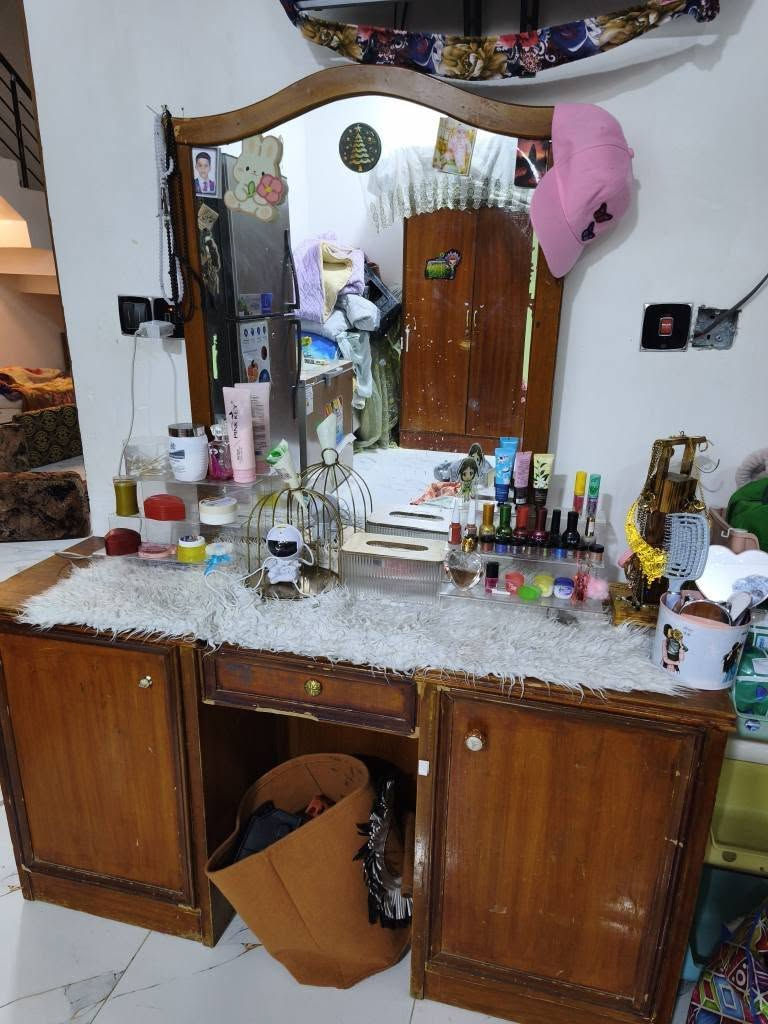 اغراض بيت للبيع لغرض النقل والي يريد عندي تخته جربايه بعد تسگام تواصل وتساب *********** البصرة, العراق
