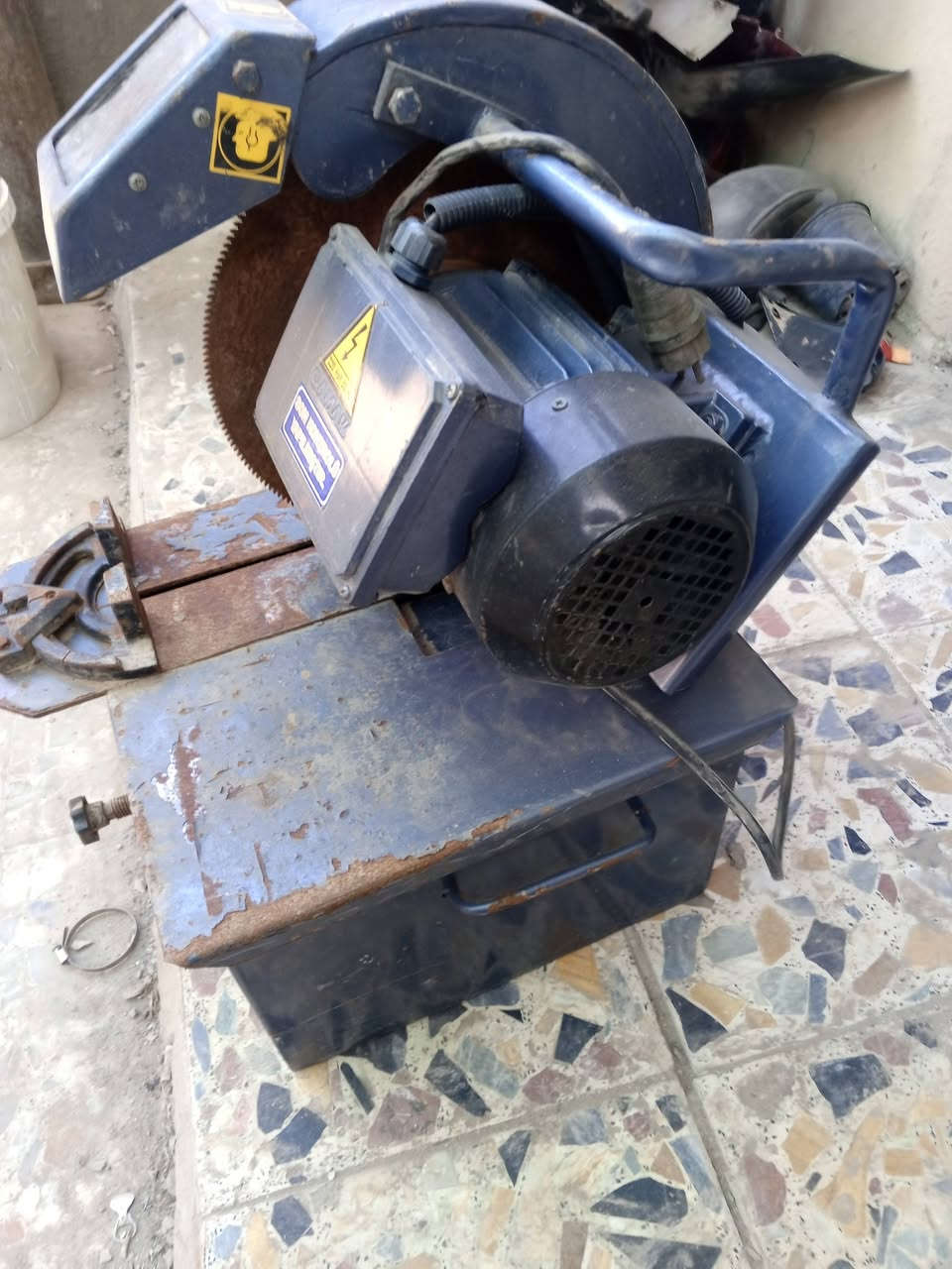 للبيع
***********
