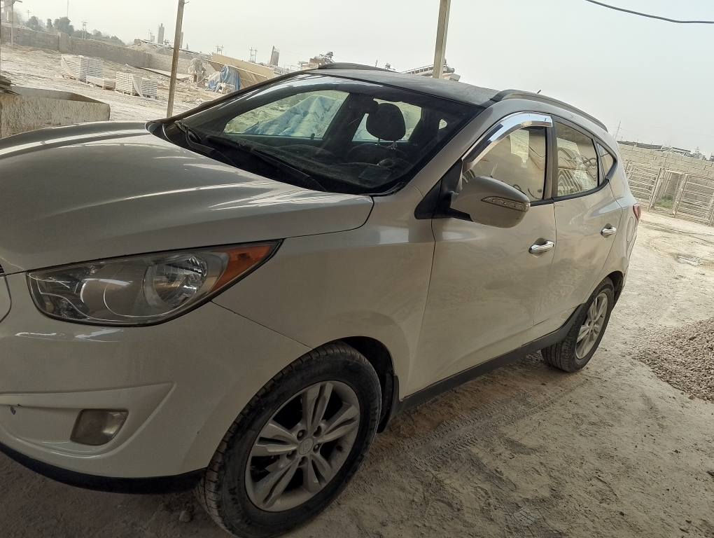 سياره توكسان موديل 2010 شكل جديد صبغ عام مكلوب رقم كركوك للبيع او مراوس حسب قناعه سعر 110 أو بي مجال استفسار *********** كركوك, العراق
