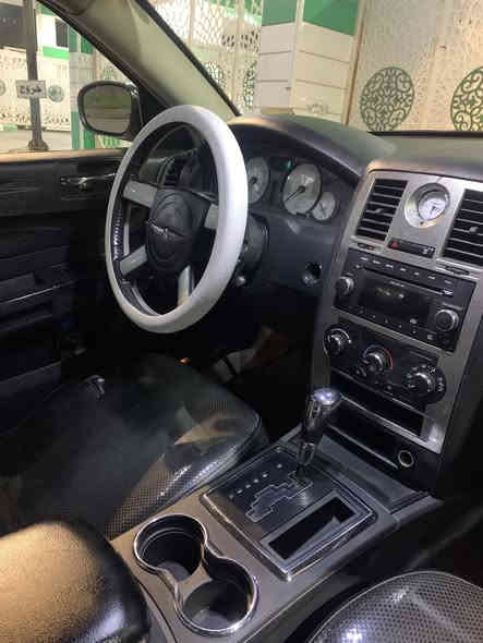 اوباما2008 للبيع جاهزه للاخير كير مكينه اكسل طخم تاير مشط كله جديد حداديه من الطول للطول جديده السياره جاهزه للاخير كلش بيهه تبديل جاملغات الاماميه بدون دواخل السعر 120 وبيهه مجال قليل مكاني العماره (السونار داخل المنشور) الاستفسار ***********
