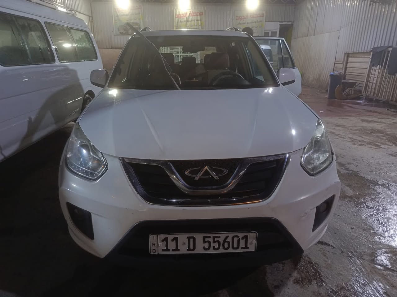 السلام عليكم 
تيكو 2013 
مكينة 1800 بيها خيط تبخير 
تخم تاير جديد شادة قبل 3 اشهر 
باتري جديد 
تبريدها ثلج شغال 
رقم بغداد انكليزي بأسمي تحويل ثاني يوم 
هزة جديدة سنوية 2029 
صدرها 50%
 بيها صبغ كد شبر بالبنيد 
بيها ضربة بالصندوك ضررها موضح بالصور
السعر 47 وبيها مجال 
مكان بغداد البلديات
***********
