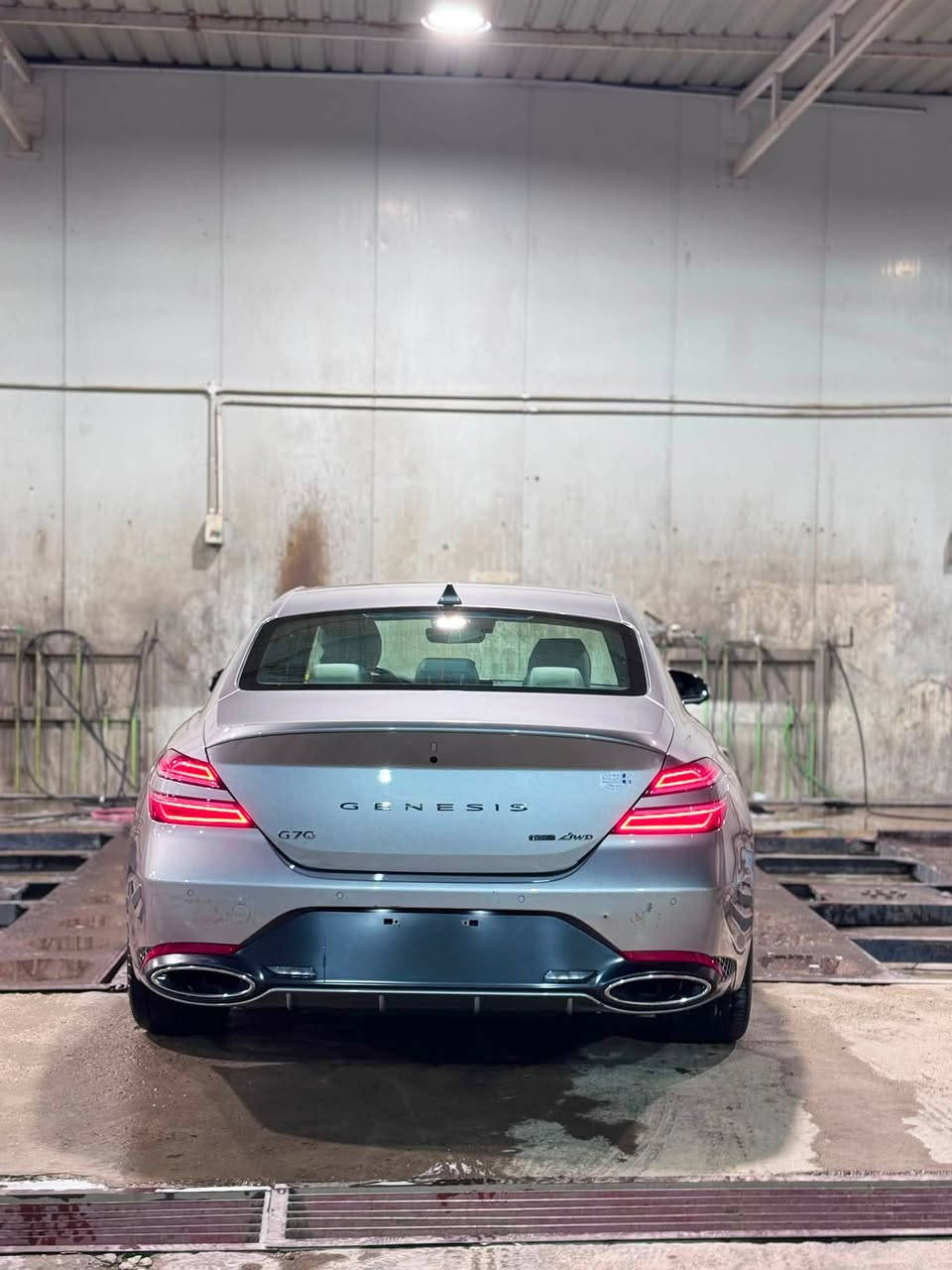 السلام عليكم
تفاصيل السيارة

للبيع Genesis G70 Sport prestige 

السياره حادثها موضح بالصور بدون ايرباكات بدون دواخل بدون شواصي 

الباب من امريكا بيها جيلاتين و انصبغت على كدها

السيارة ماشية تقريبا 19.000 مايل

كاميرات محيطية °360

مقاعد جلد كهربائية 

 مع تبريد، تسخين، + وضعية الطيارة

شحن لاسلكي

محرك 3.300 تون تيربو

5 أنظمة قيادة متعددة

LED + إنارة داخلية متغيرة الألوان

صندوق كهرباء + منافذ كهرباء متعددة

برمجة كاملة

هوك خلفي

نظام ترحيب عند فتح السيارة

كير طيارة

Quantum Logic + سماعة Lexicon 15 نظام صوتي

السلامة والمساعدة:

• وسائد هوائية

رادار توقف ذاتي عند الرجوع

• مساعد تتبع المسار، النقطة العمياء، تفادي الاصطدام الأمامي والخلفي

• تثبيت سرعة ذكي، 

• كاميرا محيطة

الاستفسار اكثر ***********
