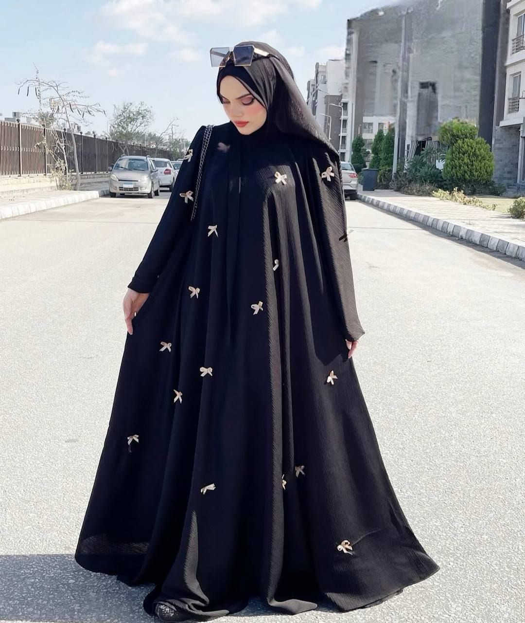 عباية لاميرا فيونكات 🎀🎀🎀
الخامه::رويال كريب بلاك فورمال 💯 مميزة بانها نزله ع كلوش واسع 👀 ومريحة ف اللبس 
مقاسين ::
 - وان سايز ل 85ك 
-وان سايز ل 110ك


**إذا كنت صاحب هذا الإعلان وتريد حذفه لأي سبب، رجاءا أرسل رسالة إلى الدعم الفني**
