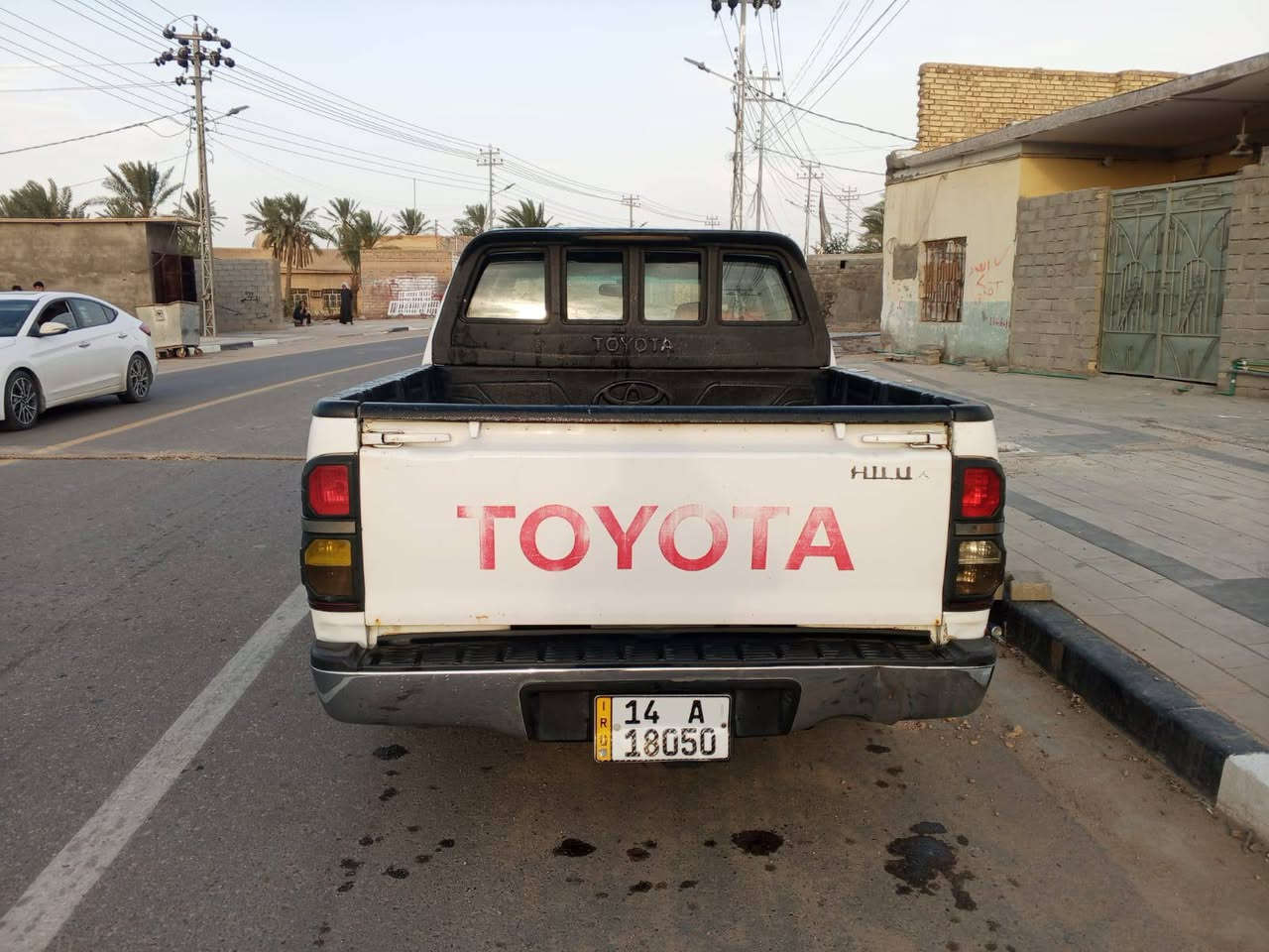 السلام عليكم فلاونزا  للبيع للبيع مديل 10 سنويه 28 رقم نكليزي بسمي تحويل ثاني يوم سيارة مجفيه  مكفوله تكم  وشاصي  ولقود كله سليم سيارة مكينه وكير  كارتون شرط لا تبخير ولا تنقيص اكسن جديد  حداديه جديده سيارة ما بيها نقص جاهزة من كلشي   تبريد شقال ثلج 🥶 كهربيات كلها شقاله سيارة ما شقل وسعرها 124 وبيها مجال الشراي  واذا مراوس  بكوستر فقط كوستر  ونطي فرق  مكان سيارة بصرة  مدينه  الستفسار اكثر اتصل عل رقم  ***********
