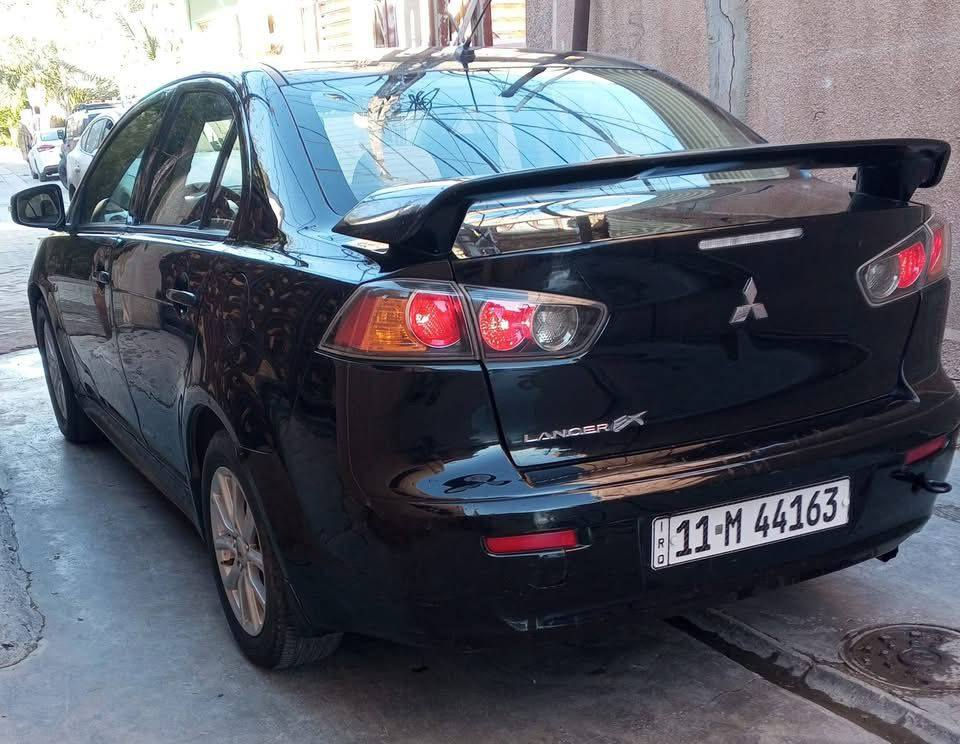 السلام عليكم... مسيوبيشي لانسر قرش 2016 خليجي محرك 1600 المرغوب تبريد وتدفئه محرك كير مكفول هزه جديده.. بأسمي السعر 100ورقه وبيها مجال للطيبين. المكان بغداد (***********)
