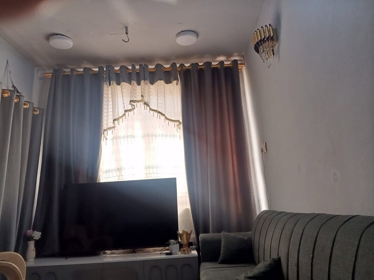 دار ملك صرف مساحته 90م مربع طابقين بناء شيلمان طابوك  كلش نضيف البيت ام الهوى القديمه خلف مدرسة الولاء كافة الخدمات متوفره وسعره مناسب 

للاستفسار اكثر *********** او خاص او واتساب
