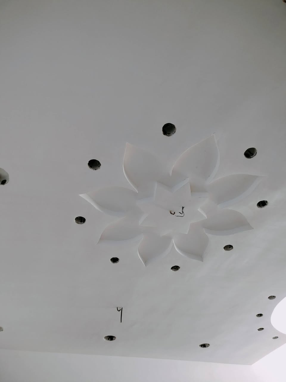 خلفة بياض المتر 12 النقوش داخل بغداد فقط ***********
