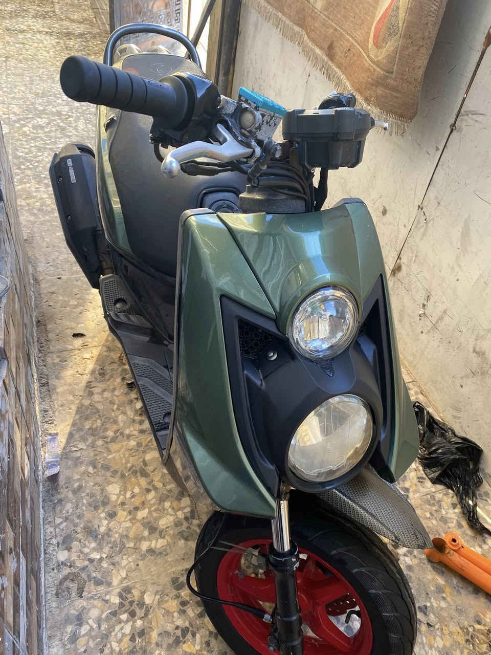 سلام عليكم سكنس جبلي للبيع
مكفوله كفاله عامه ‏مكينة لا مفتوحه ولا مجفته برغي ما مفتوح بيها عداد سرعه شغال لايتات اشاير كله شغال كفرات مصبوغه جماليه صار شهر من نازله من الرمبه  سعر 1200 وبيها مجال بصيط مكان بغداد الدوره أبو دشير 
الرقم ***********￼
