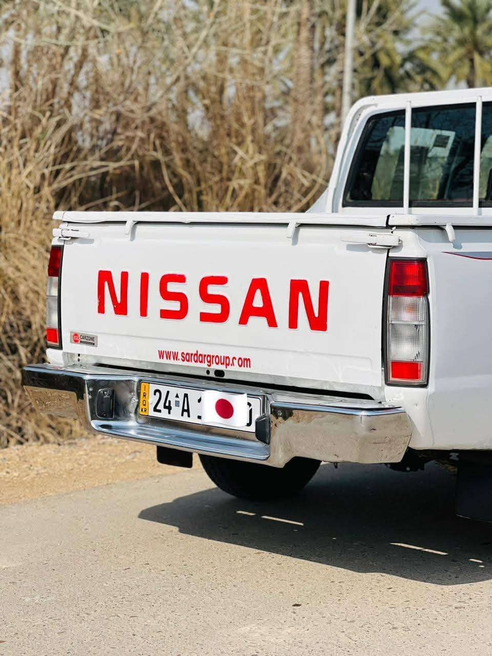 السلام عليكم للبيع نيسان شبوط 2011كفاله عامه ماشيه 200 ضربه صبغ تبديل مكينه حداده تبريد طخم تاير السياره جديده مانقاصهه برغي  سنويه  لل31رقم شمالي المكان واسط ‭***********
