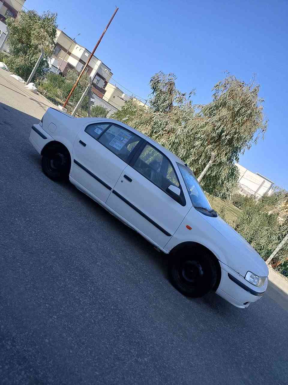 السلام عليكم للبيع سمند موديل 2011محدثه 2017
باتري جديد 
حداديه 100/90 
تخم تاير جديد 
مكينه وكير نضاف 
رقم قادسيه 
مكاني نجف الاشرف 
السعر 39 وبيه مجال الشراي يتصل وبي خير ويدلل 
السياره بيه بنيد وباب بي بارد 
***********
