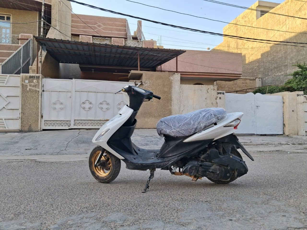 سلام عليكم دراجه بلاديه شلعه قويه وسريعه سرعه ١٤٠ و دراجه اقتصاديه يعني كابريتر السعر ٦٠٠ و بي مجال للشراي مكاني بغداد دوره بغداد, العراق


**إذا كنت صاحب هذا الإعلان وتريد حذفه لأي سبب، رجاءا أرسل رسالة إلى الدعم الفني**